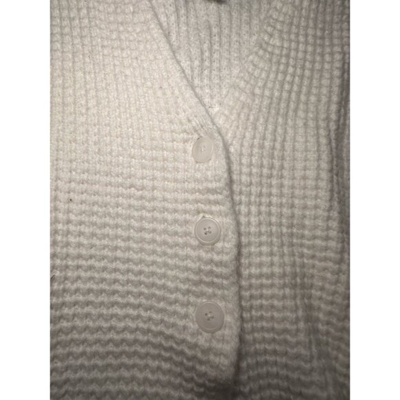 Cupcakes and Cashmere Poncho One Size - Picture 5 of 8